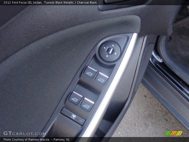 Tuxedo Black Metallic / Charcoal Black 2012 Ford Focus SEL Sedan