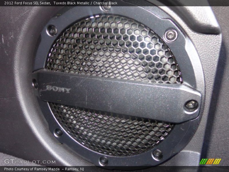Tuxedo Black Metallic / Charcoal Black 2012 Ford Focus SEL Sedan