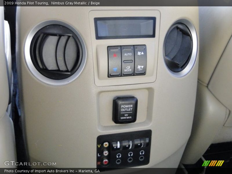 Nimbus Gray Metallic / Beige 2009 Honda Pilot Touring