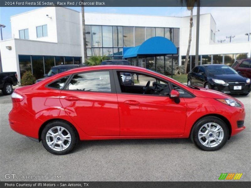 Race Red / Charcoal Black 2014 Ford Fiesta SE Sedan