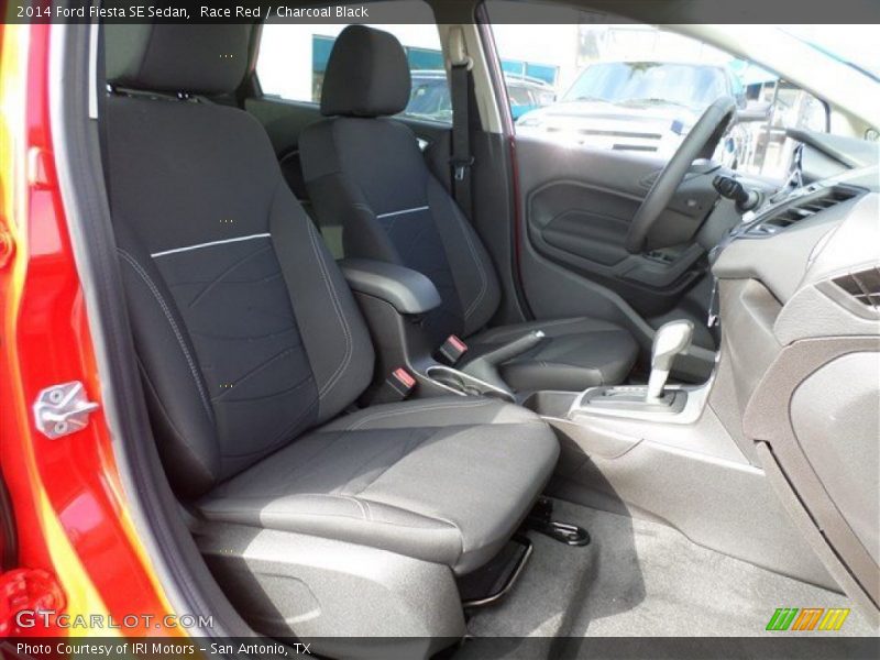 Race Red / Charcoal Black 2014 Ford Fiesta SE Sedan