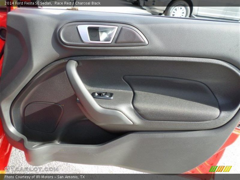 Race Red / Charcoal Black 2014 Ford Fiesta SE Sedan