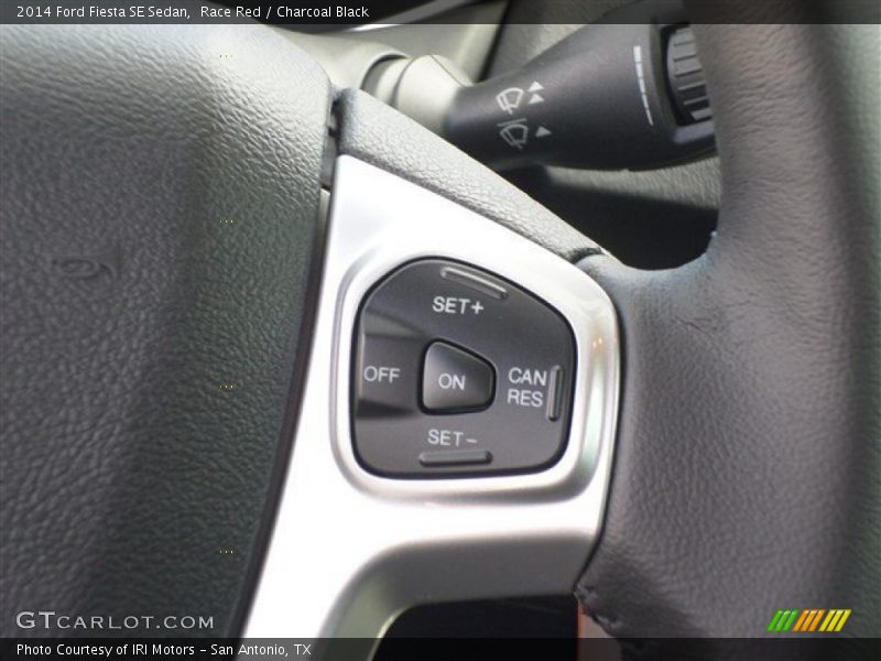 Race Red / Charcoal Black 2014 Ford Fiesta SE Sedan