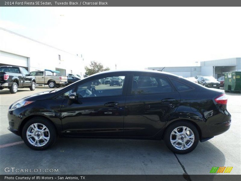 Tuxedo Black / Charcoal Black 2014 Ford Fiesta SE Sedan