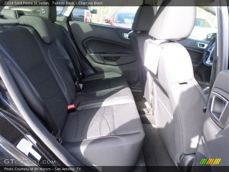 Tuxedo Black / Charcoal Black 2014 Ford Fiesta SE Sedan
