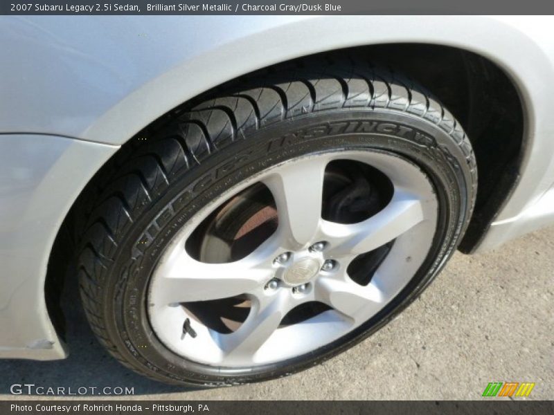 Brilliant Silver Metallic / Charcoal Gray/Dusk Blue 2007 Subaru Legacy 2.5i Sedan