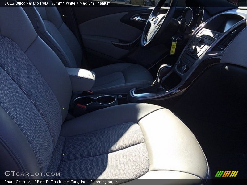Summit White / Medium Titanium 2013 Buick Verano FWD