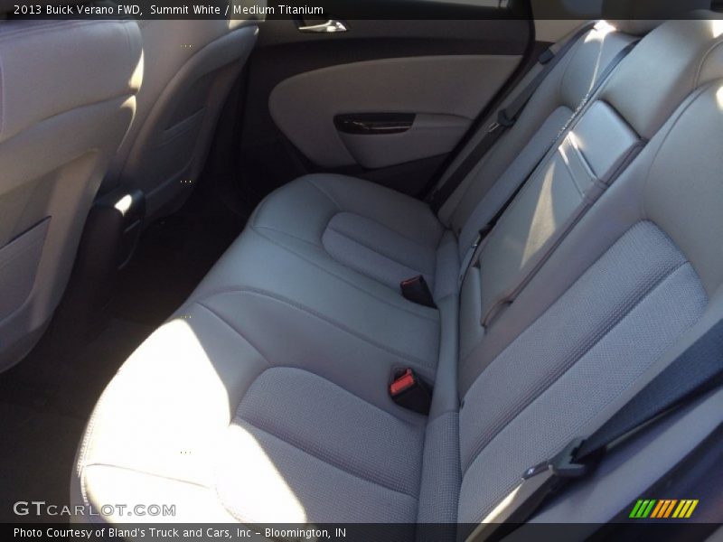 Summit White / Medium Titanium 2013 Buick Verano FWD
