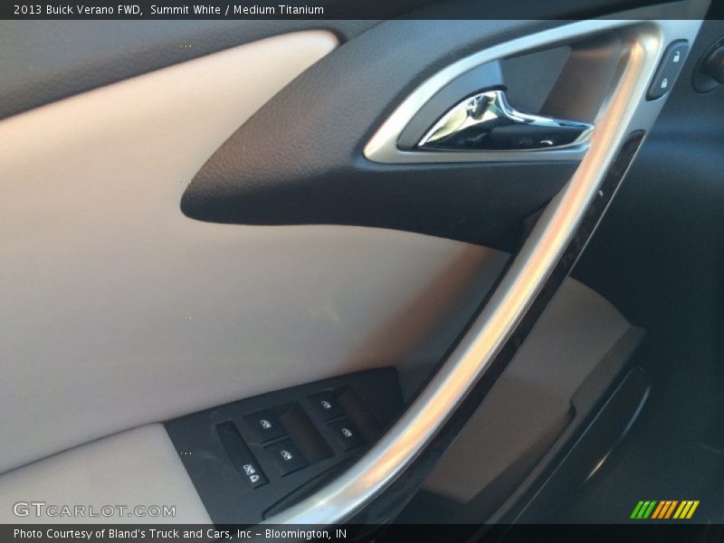 Summit White / Medium Titanium 2013 Buick Verano FWD