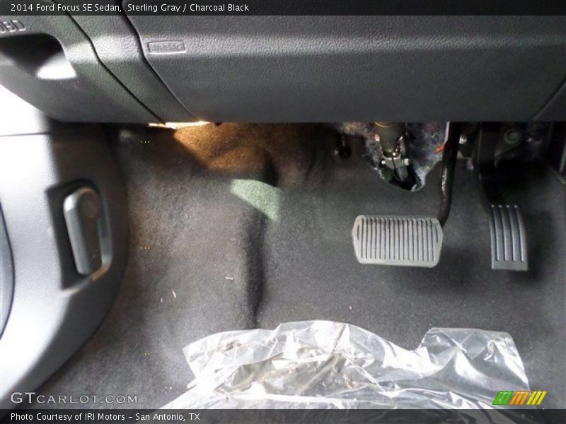 Sterling Gray / Charcoal Black 2014 Ford Focus SE Sedan