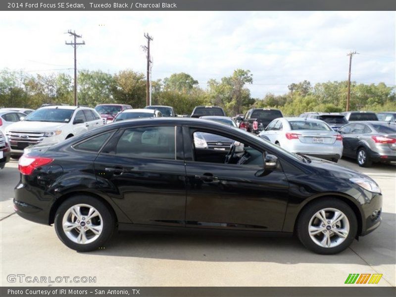 Tuxedo Black / Charcoal Black 2014 Ford Focus SE Sedan