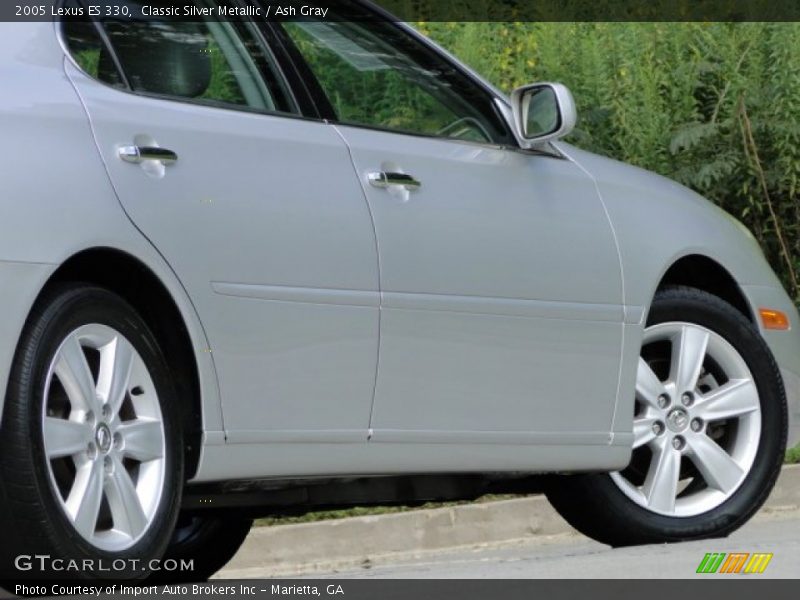 Classic Silver Metallic / Ash Gray 2005 Lexus ES 330