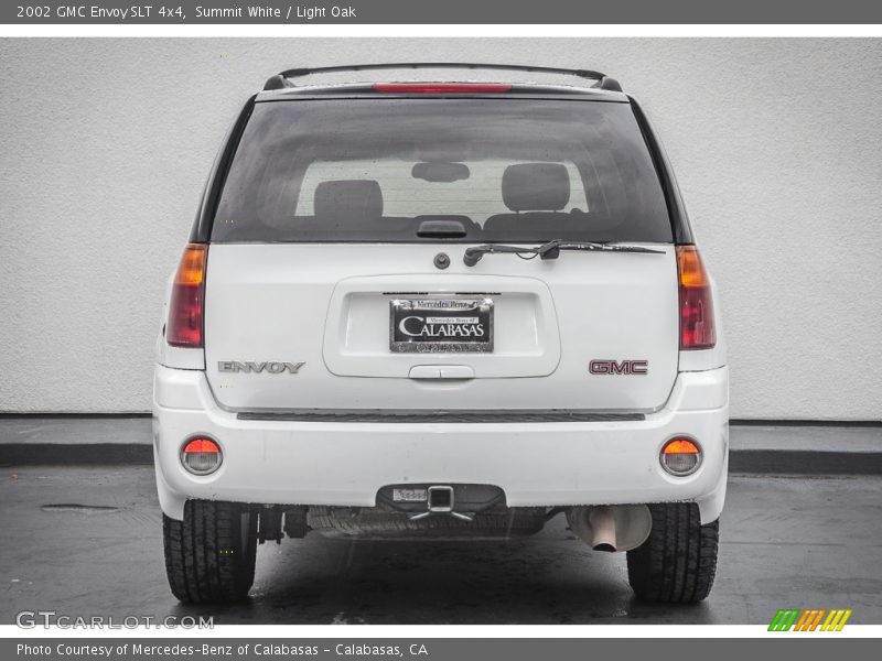 Summit White / Light Oak 2002 GMC Envoy SLT 4x4