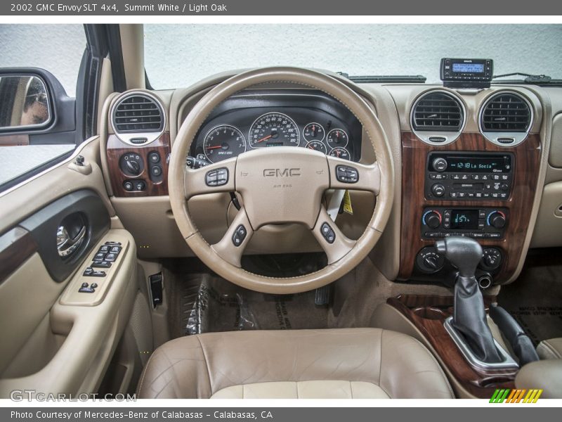Summit White / Light Oak 2002 GMC Envoy SLT 4x4