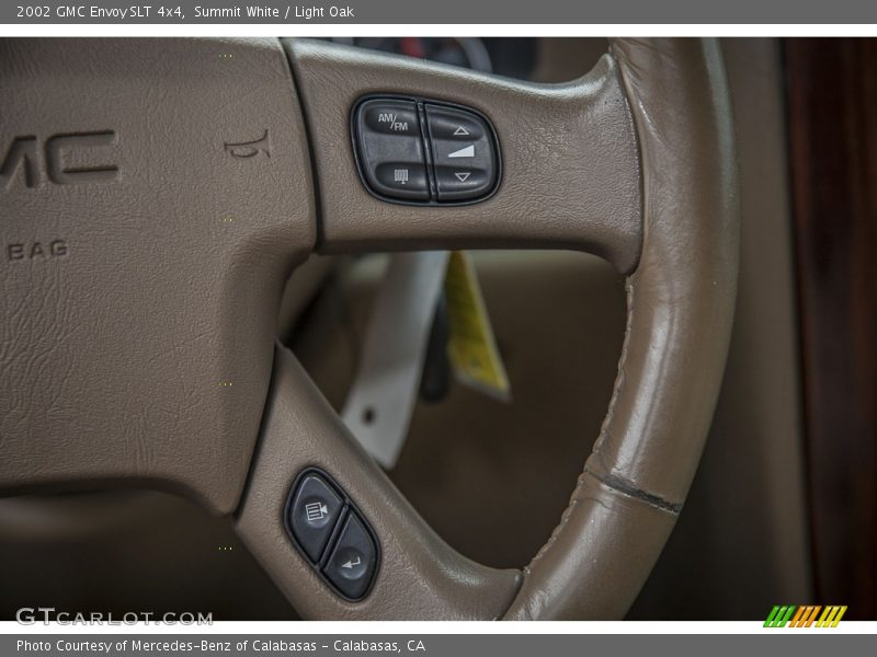 Summit White / Light Oak 2002 GMC Envoy SLT 4x4