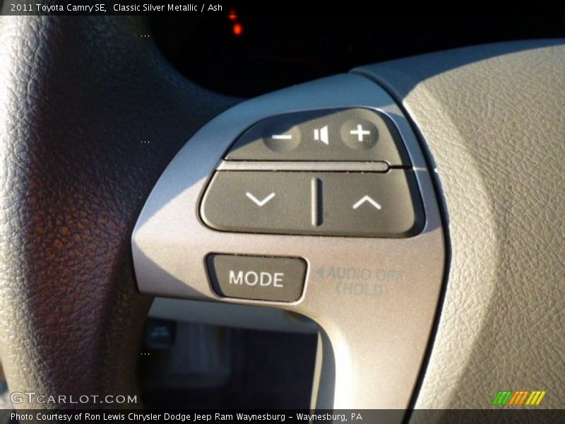 Classic Silver Metallic / Ash 2011 Toyota Camry SE