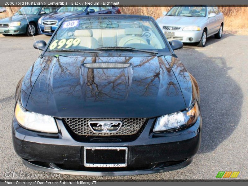 Black / Medium Parchment 2000 Ford Mustang V6 Convertible