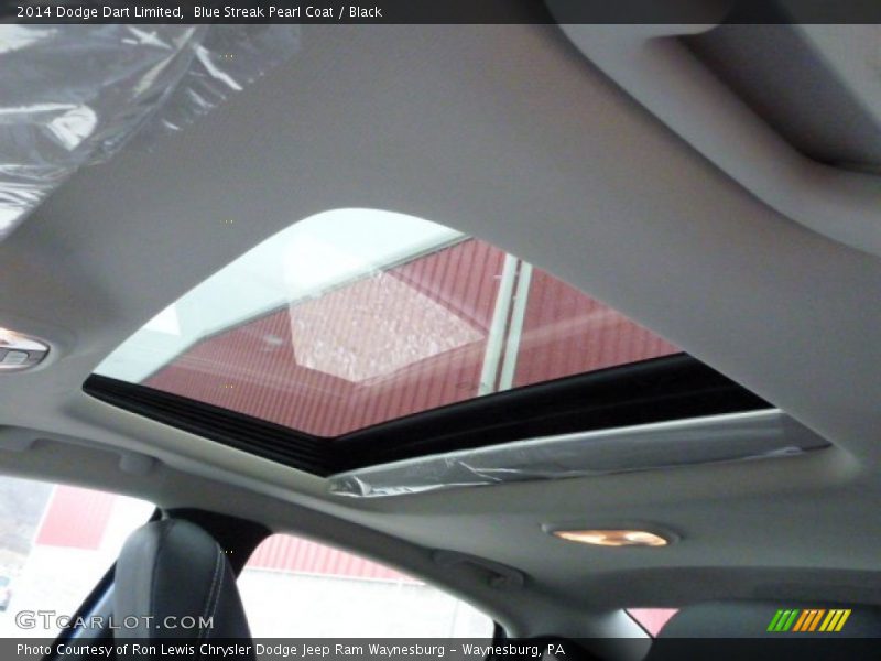 Blue Streak Pearl Coat / Black 2014 Dodge Dart Limited