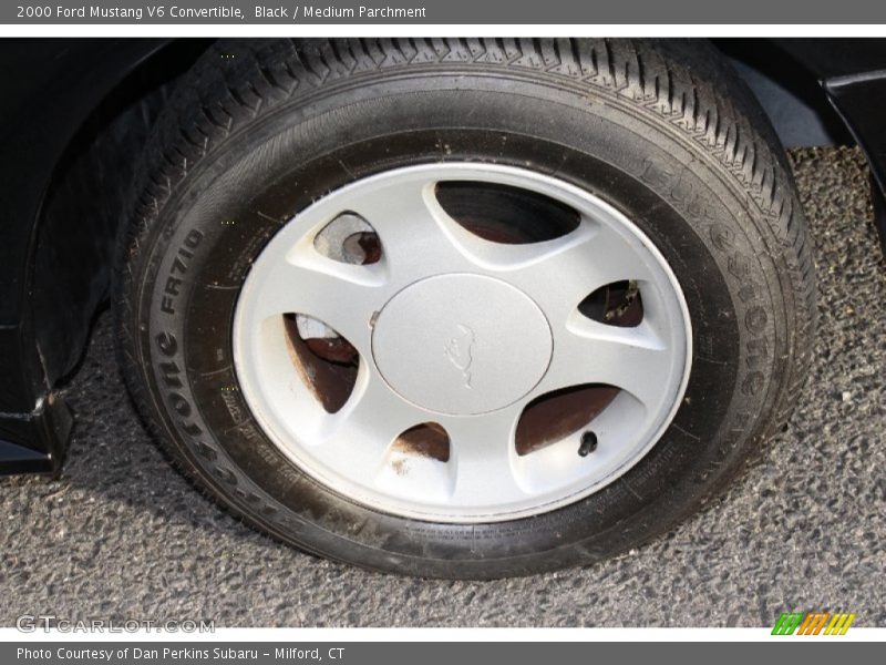 Black / Medium Parchment 2000 Ford Mustang V6 Convertible
