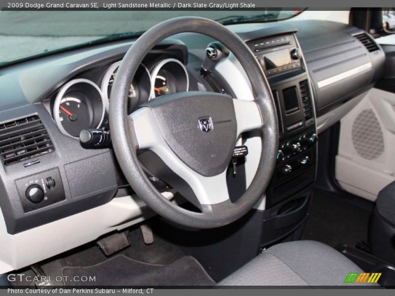 Light Sandstone Metallic / Dark Slate Gray/Light Shale 2009 Dodge Grand Caravan SE