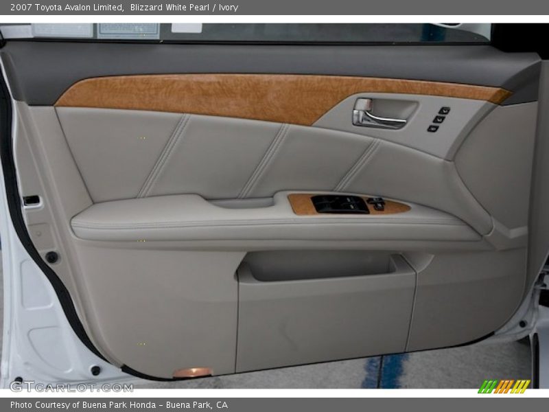 Blizzard White Pearl / Ivory 2007 Toyota Avalon Limited