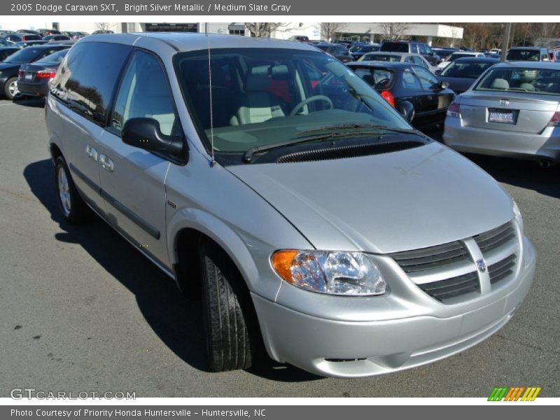 Bright Silver Metallic / Medium Slate Gray 2005 Dodge Caravan SXT
