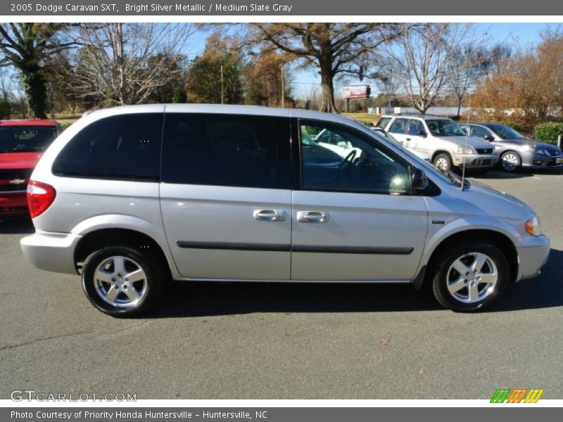 Bright Silver Metallic / Medium Slate Gray 2005 Dodge Caravan SXT