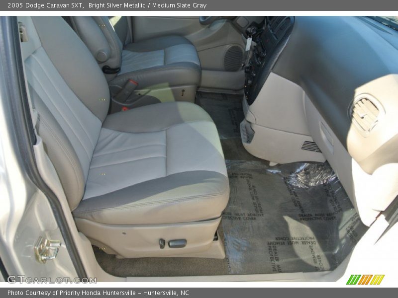 Bright Silver Metallic / Medium Slate Gray 2005 Dodge Caravan SXT