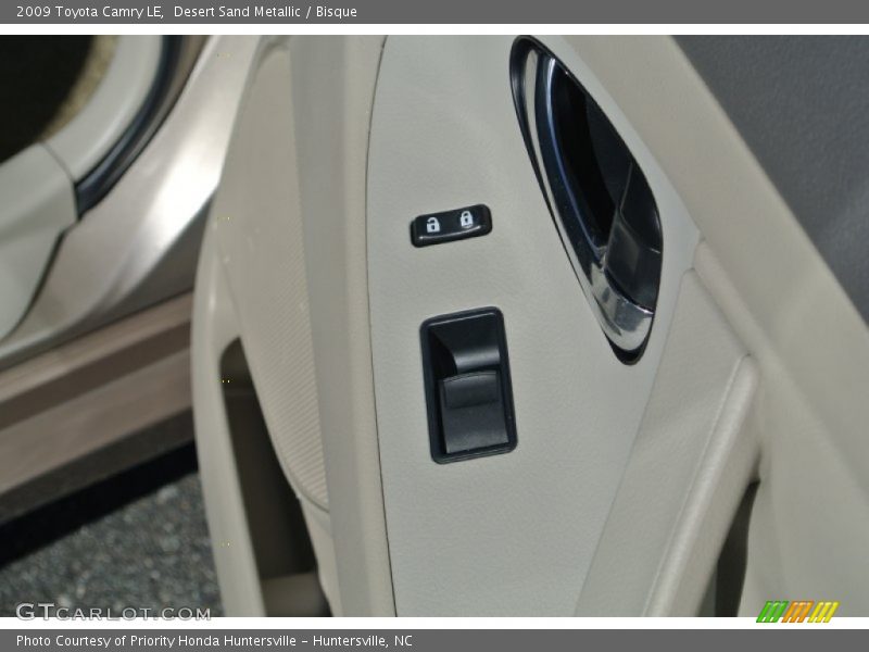 Desert Sand Metallic / Bisque 2009 Toyota Camry LE