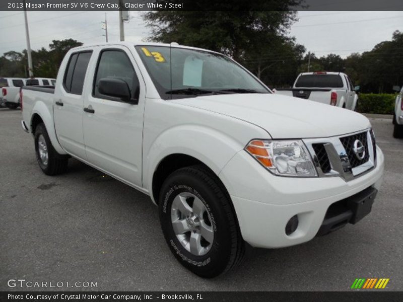 Glacier White / Steel 2013 Nissan Frontier SV V6 Crew Cab