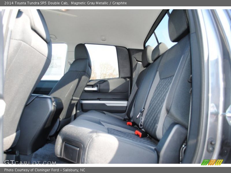 Magnetic Gray Metallic / Graphite 2014 Toyota Tundra SR5 Double Cab