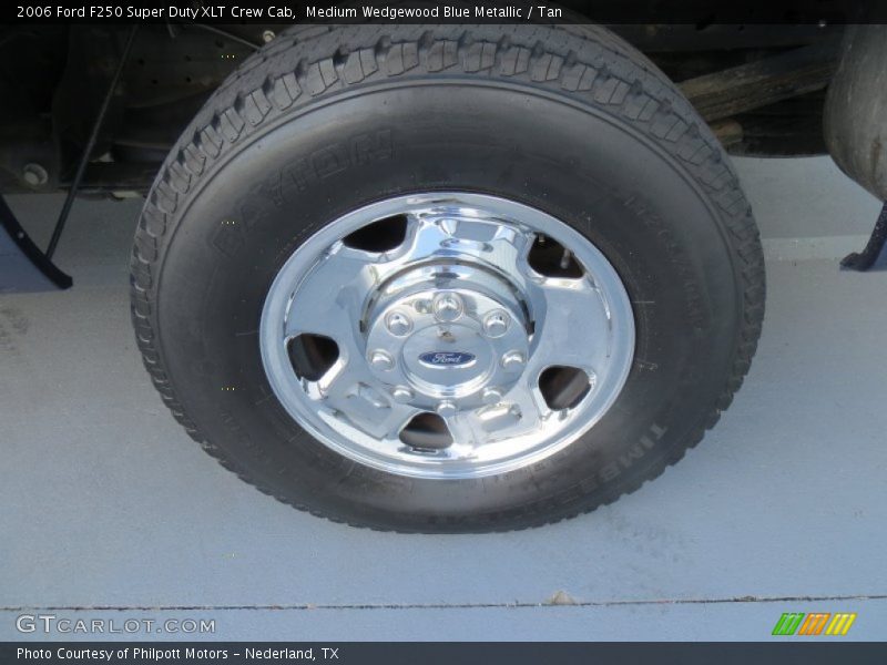 Medium Wedgewood Blue Metallic / Tan 2006 Ford F250 Super Duty XLT Crew Cab