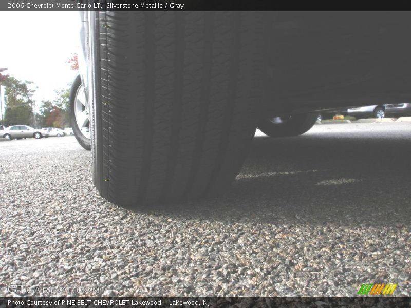 Silverstone Metallic / Gray 2006 Chevrolet Monte Carlo LT