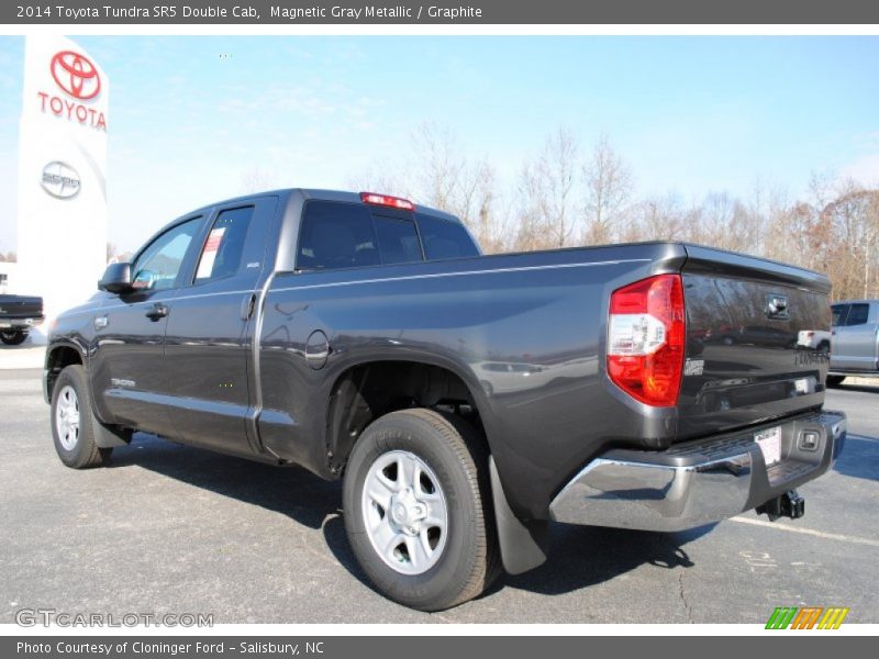 Magnetic Gray Metallic / Graphite 2014 Toyota Tundra SR5 Double Cab