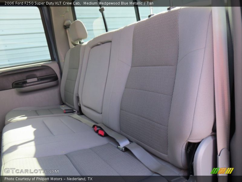 Medium Wedgewood Blue Metallic / Tan 2006 Ford F250 Super Duty XLT Crew Cab