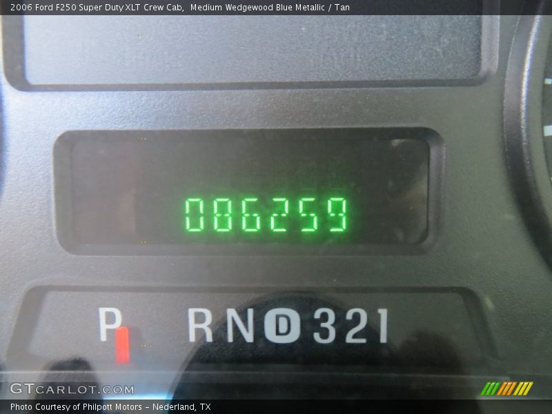 Medium Wedgewood Blue Metallic / Tan 2006 Ford F250 Super Duty XLT Crew Cab