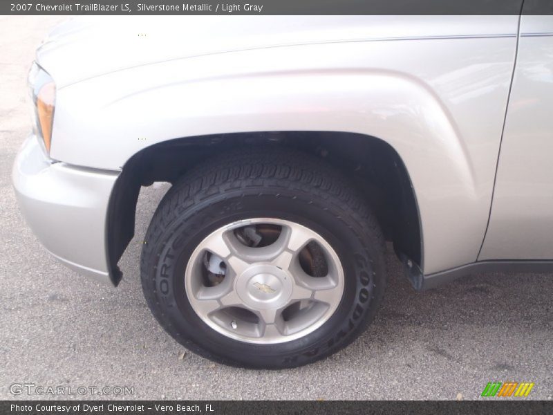 Silverstone Metallic / Light Gray 2007 Chevrolet TrailBlazer LS
