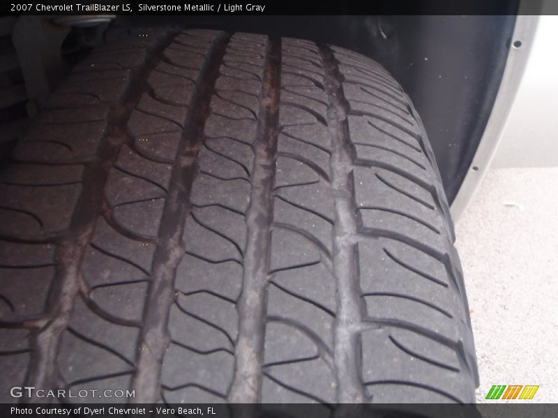 Silverstone Metallic / Light Gray 2007 Chevrolet TrailBlazer LS