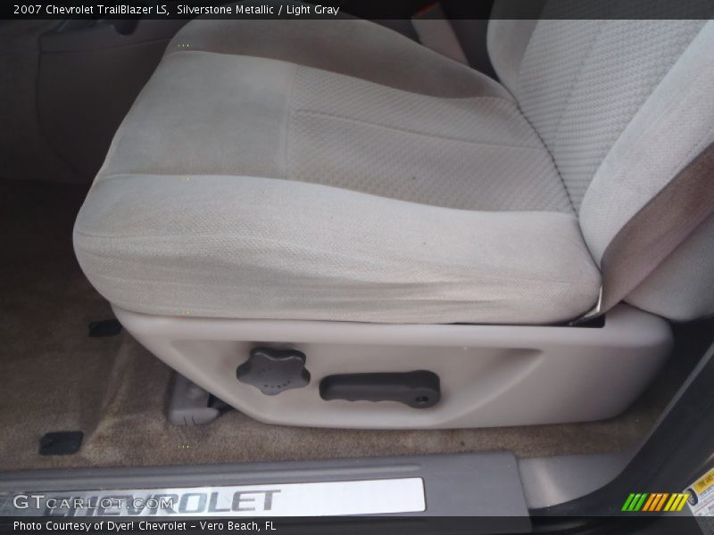 Silverstone Metallic / Light Gray 2007 Chevrolet TrailBlazer LS