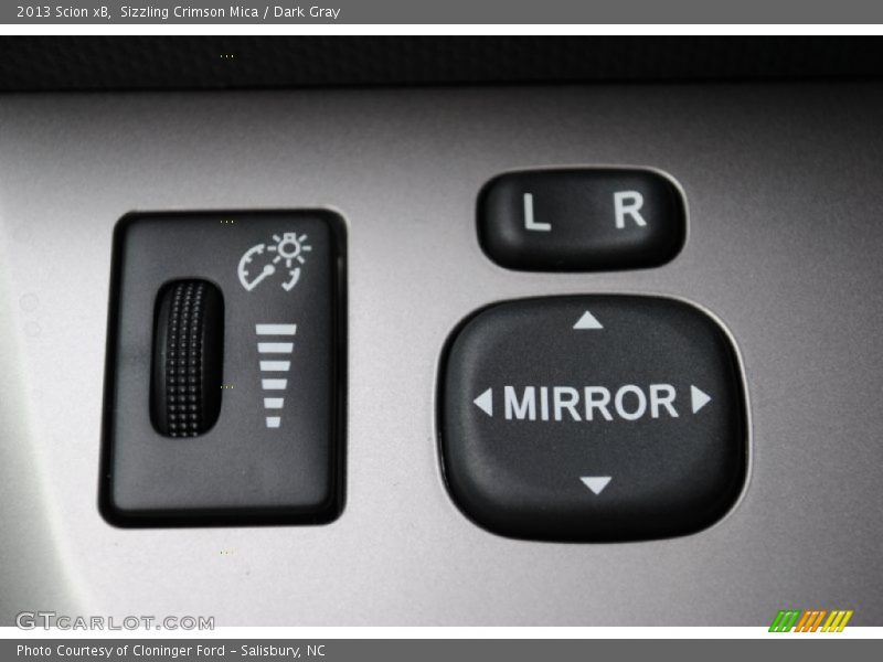 Sizzling Crimson Mica / Dark Gray 2013 Scion xB