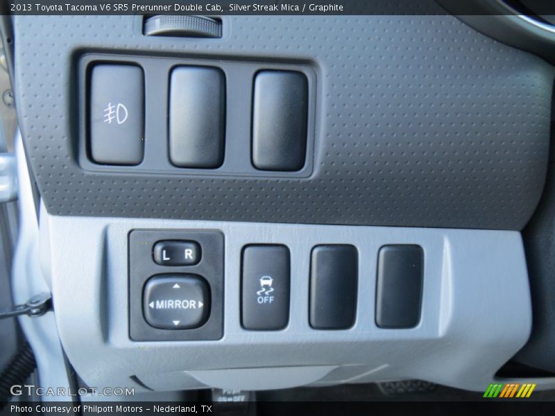 Silver Streak Mica / Graphite 2013 Toyota Tacoma V6 SR5 Prerunner Double Cab