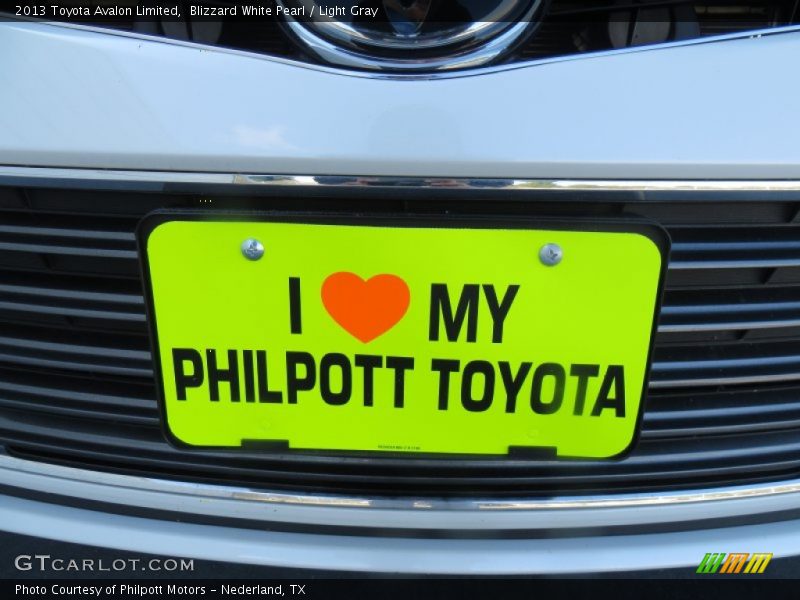 Blizzard White Pearl / Light Gray 2013 Toyota Avalon Limited