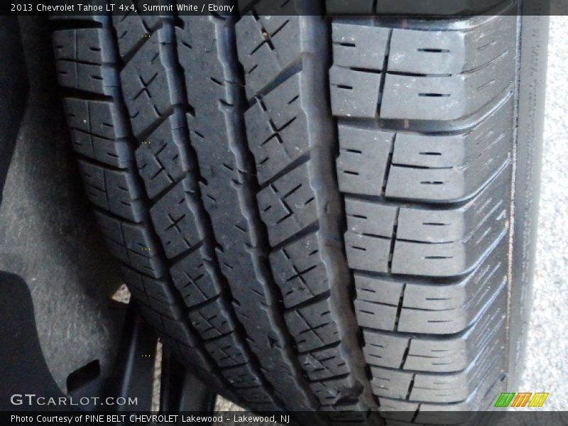 Summit White / Ebony 2013 Chevrolet Tahoe LT 4x4