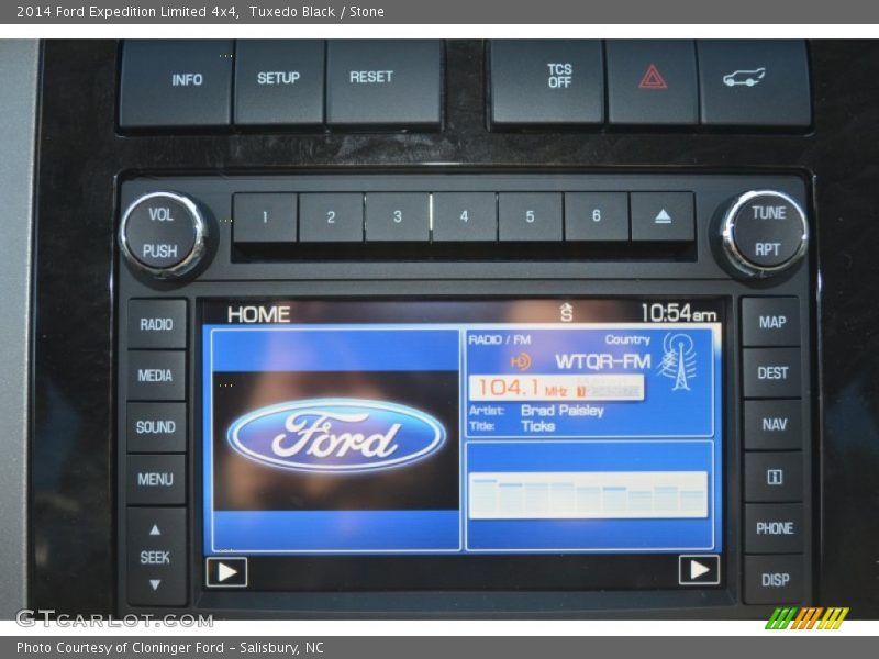 Controls of 2014 Expedition Limited 4x4