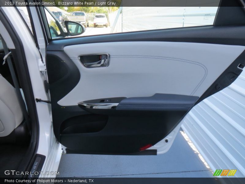 Blizzard White Pearl / Light Gray 2013 Toyota Avalon Limited
