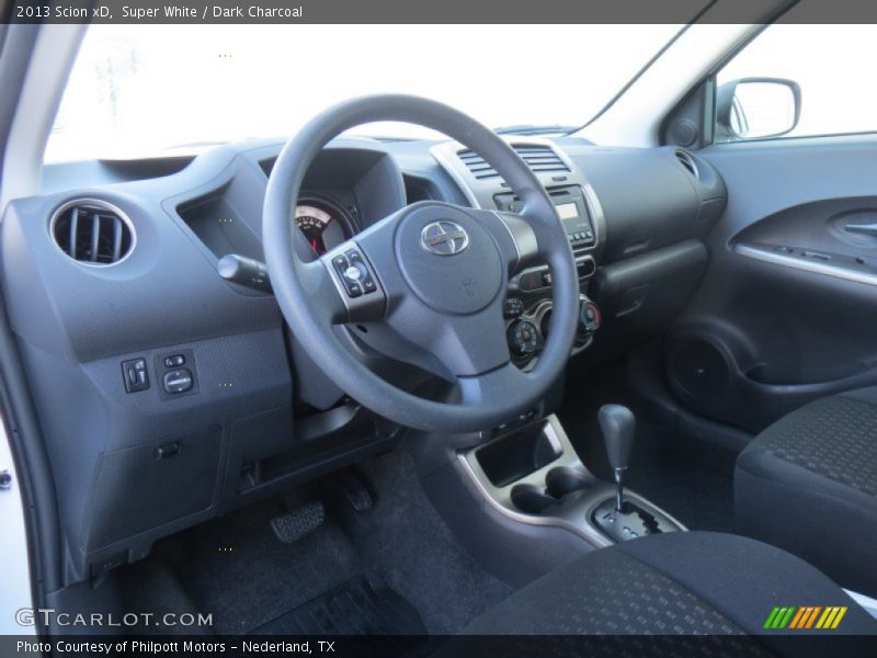 Super White / Dark Charcoal 2013 Scion xD