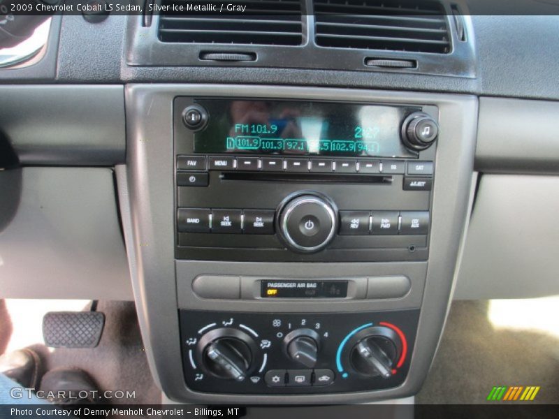 Silver Ice Metallic / Gray 2009 Chevrolet Cobalt LS Sedan