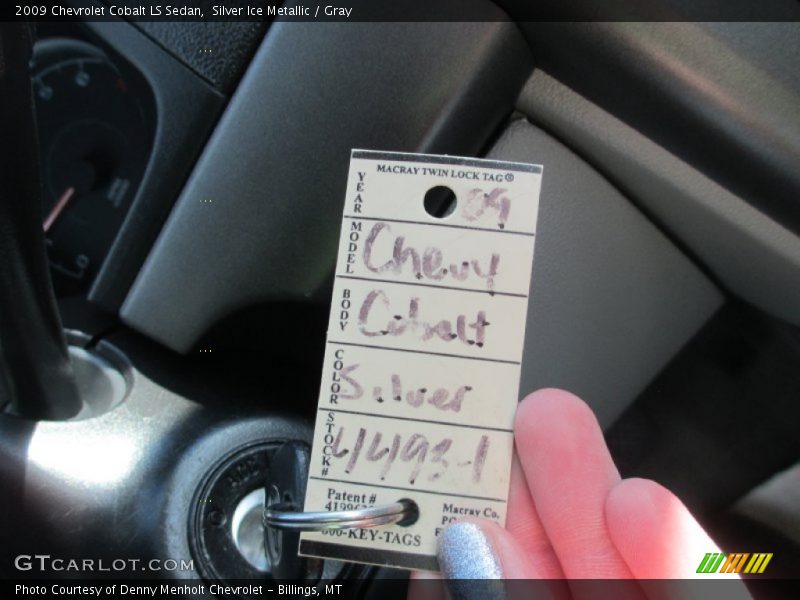 Silver Ice Metallic / Gray 2009 Chevrolet Cobalt LS Sedan