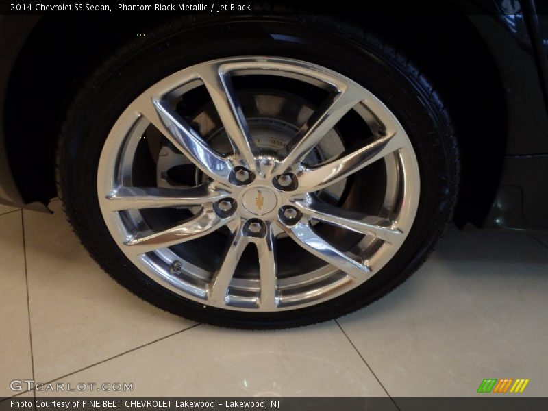  2014 SS Sedan Wheel