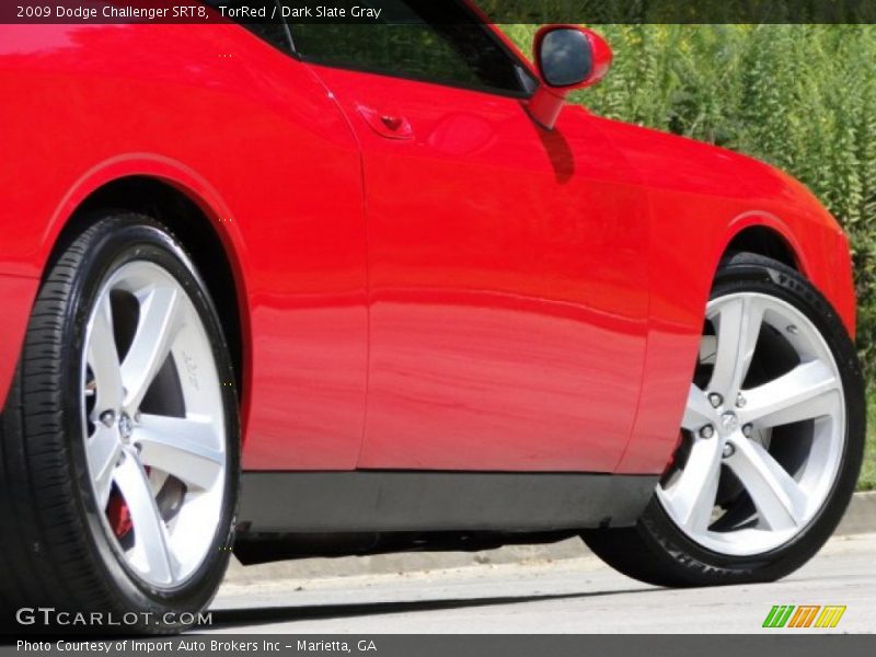  2009 Challenger SRT8 Wheel